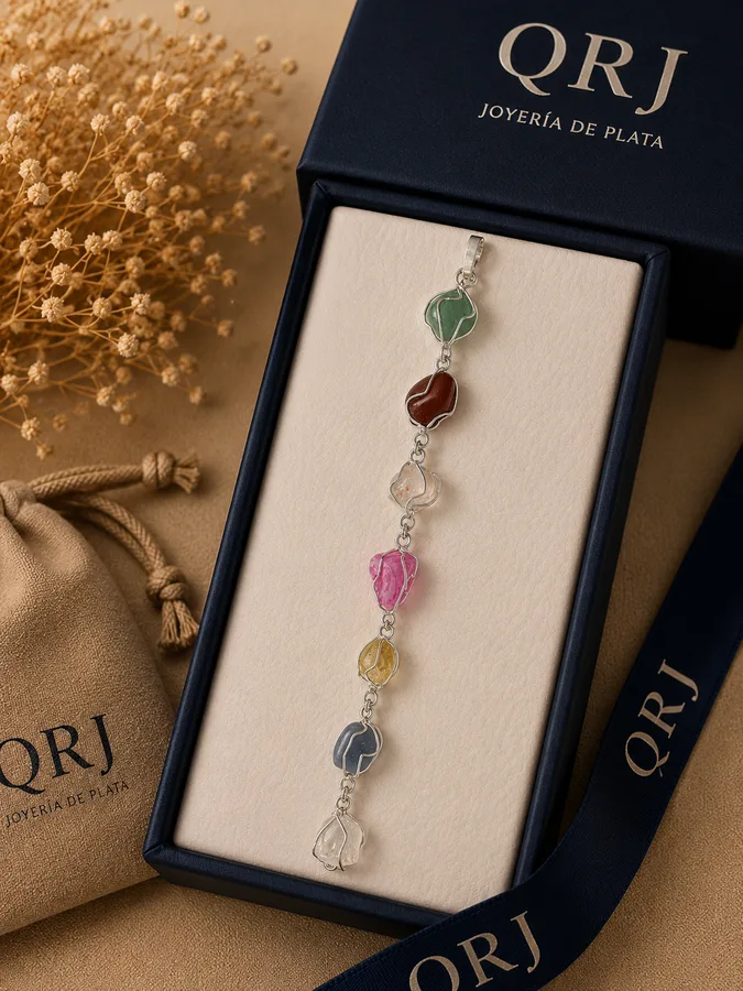 Pulsera de plata QRJ con piedras naturales engarzadas a mano